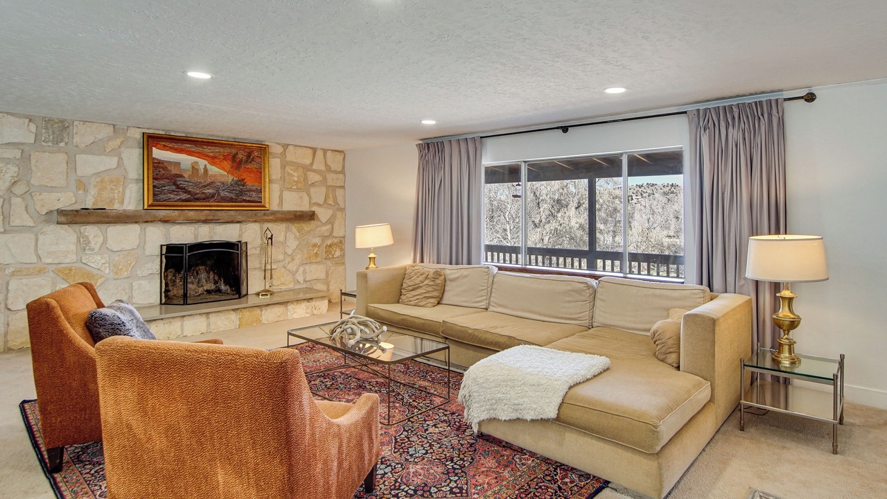 Photo of Livingroom in Beaver