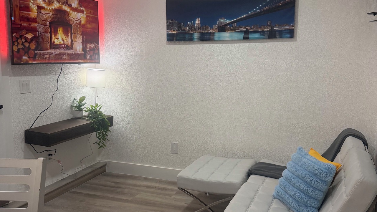 Photo of Livingroom in Spring Valley