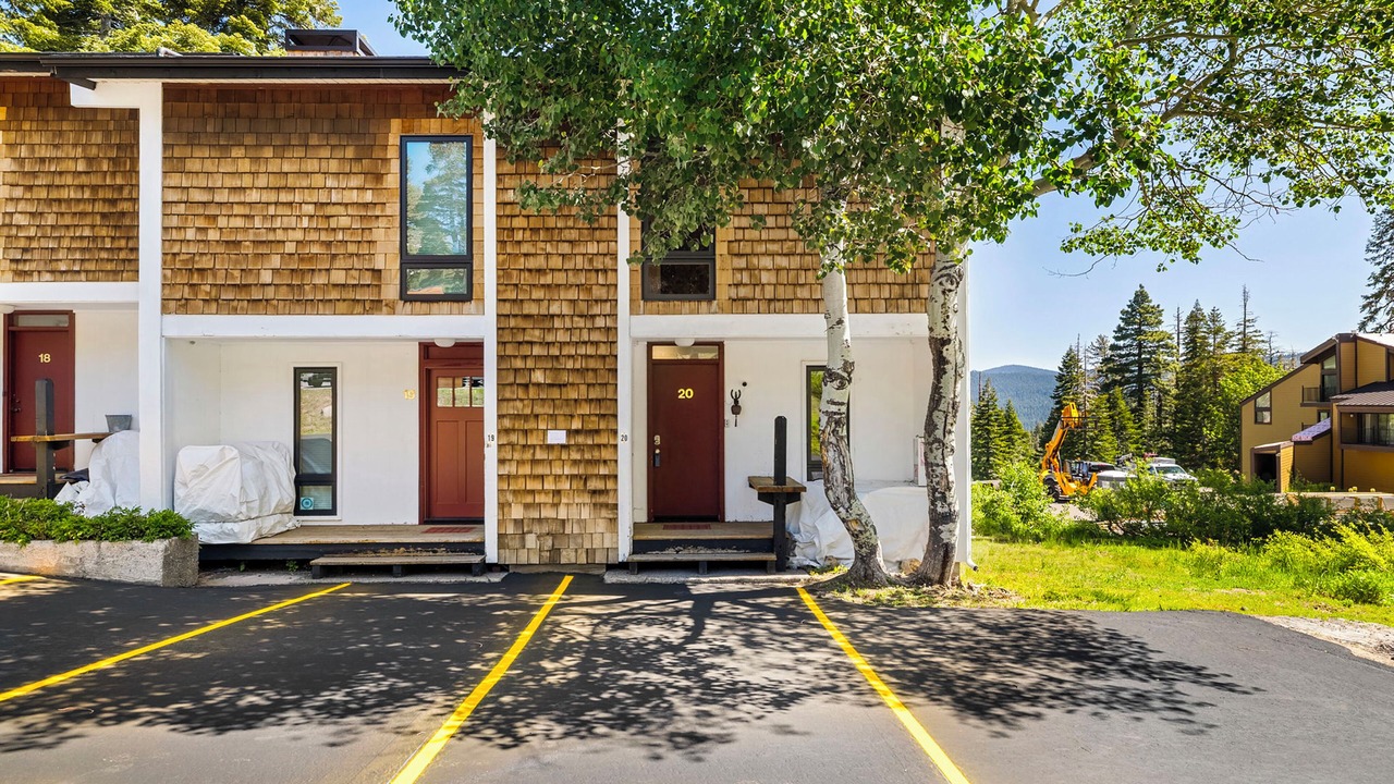 Photo of Outdoor in Alpine Meadows