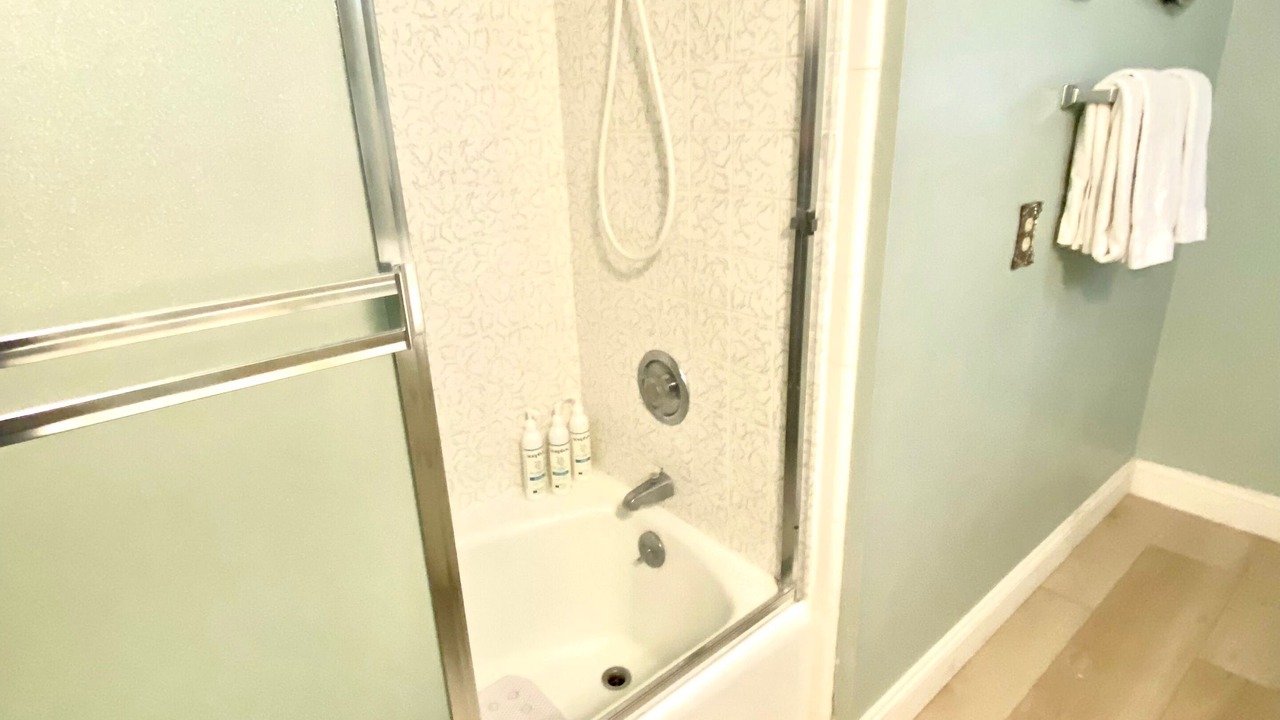 Photo of Bathroom in Del Monte Forest