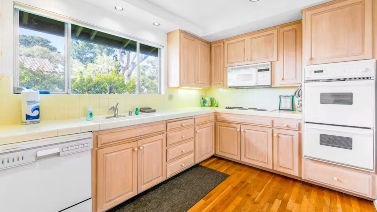 Photo of Kitchen in Del Monte Forest