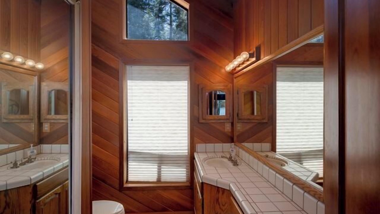 Photo of Bathroom in Lake Almanor West