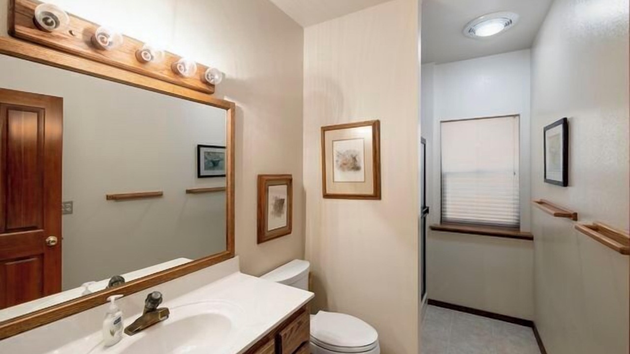 Photo of Bathroom in Lake Almanor West