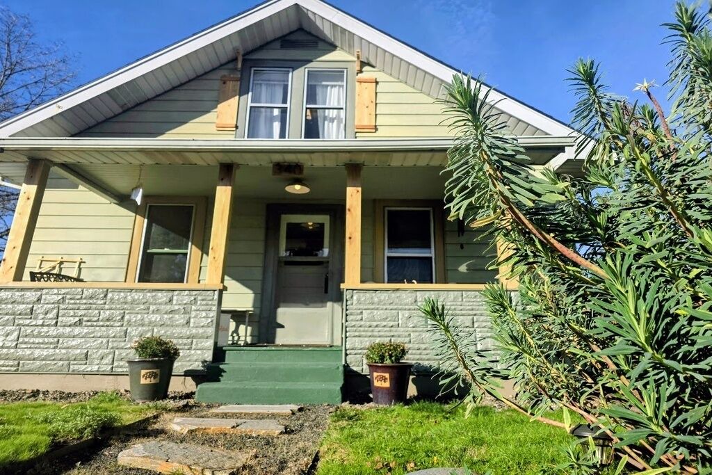 Photo of Outdoor in Gladstone