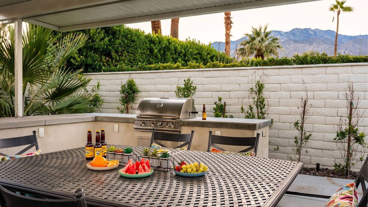 Photo of Outdoor in Sunmor