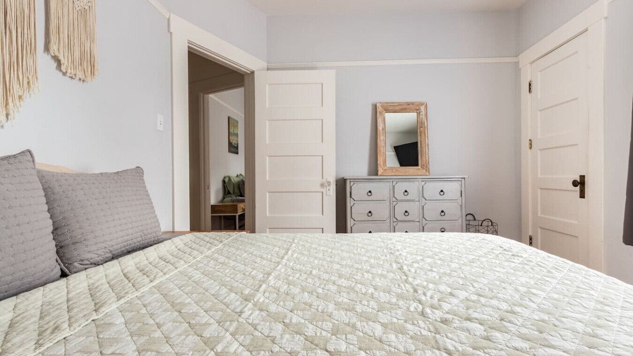 Photo of Bedroom in Santa Rosa