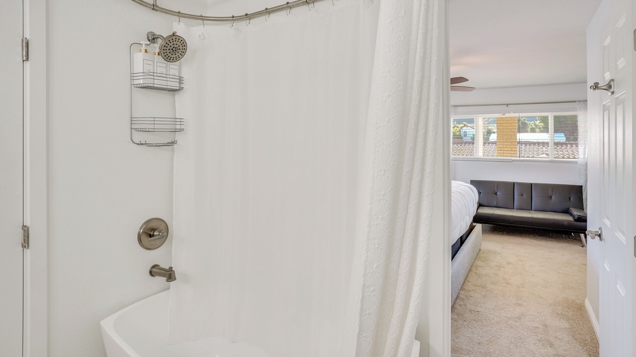 Photo of Bathroom in Lake Elsinore