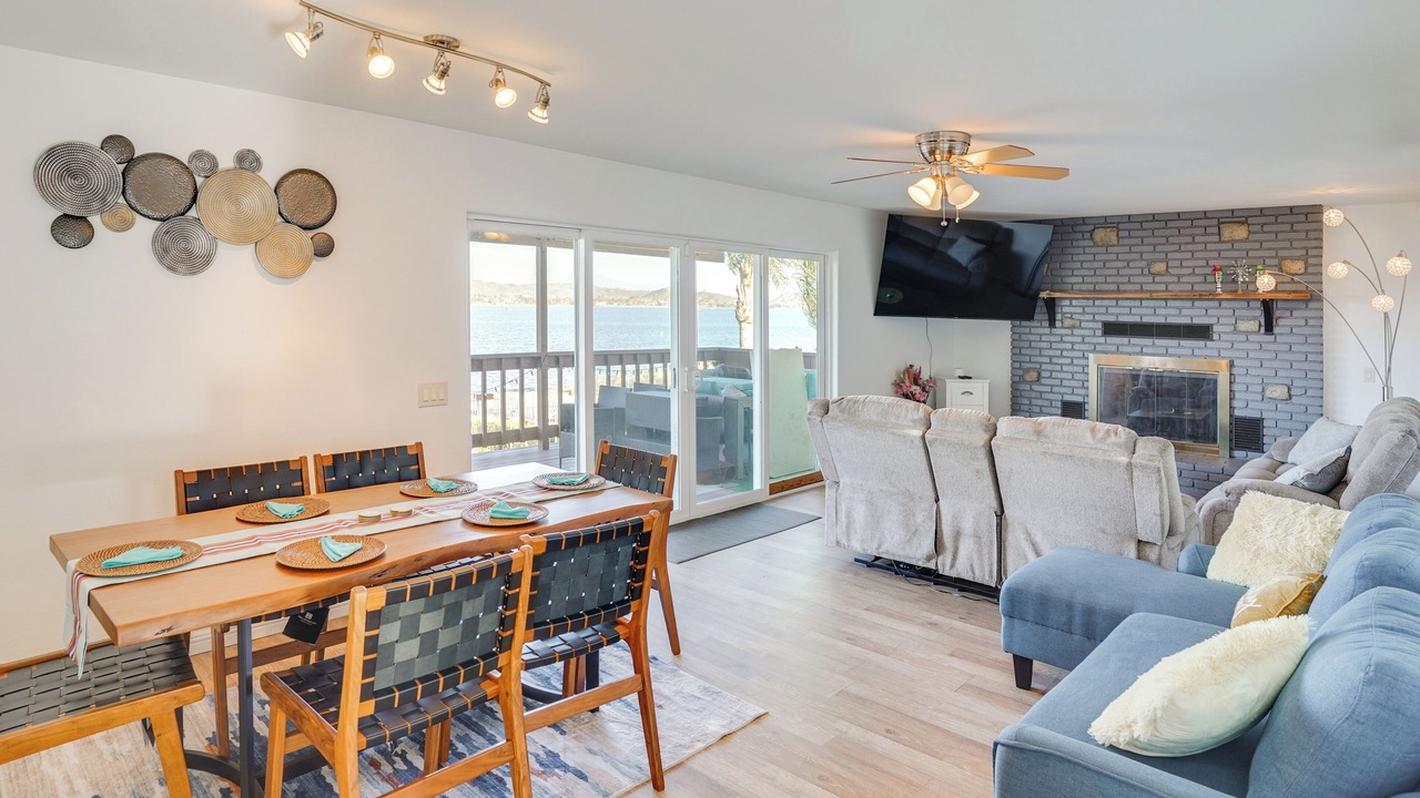 Photo of Bedroom in Lake Elsinore
