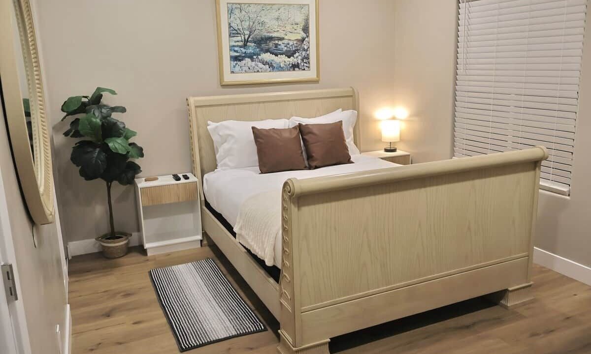 Photo of Bedroom in Mira Mesa
