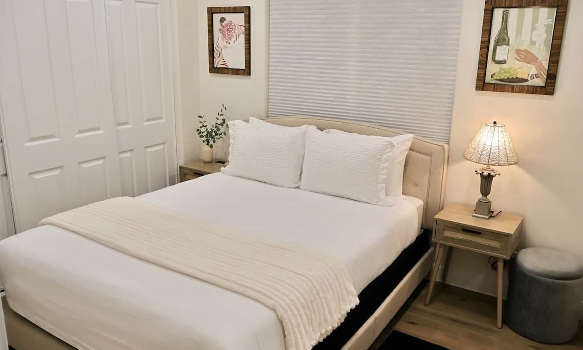 Photo of Bedroom in Mira Mesa