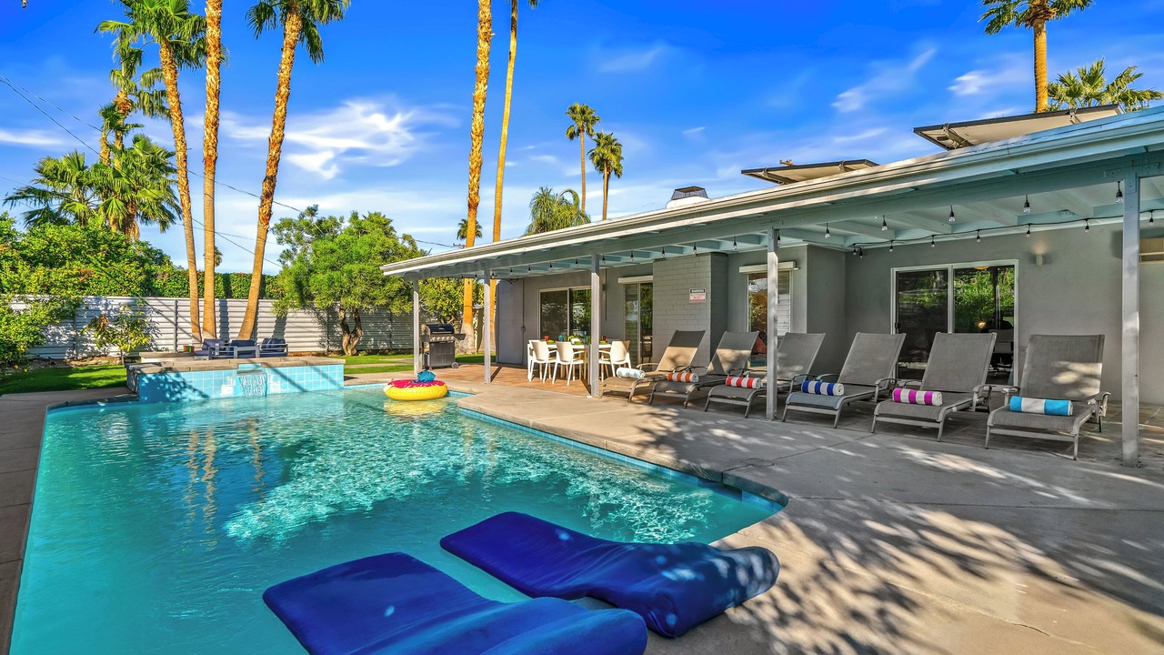 Photo of Outdoor in Sunmor