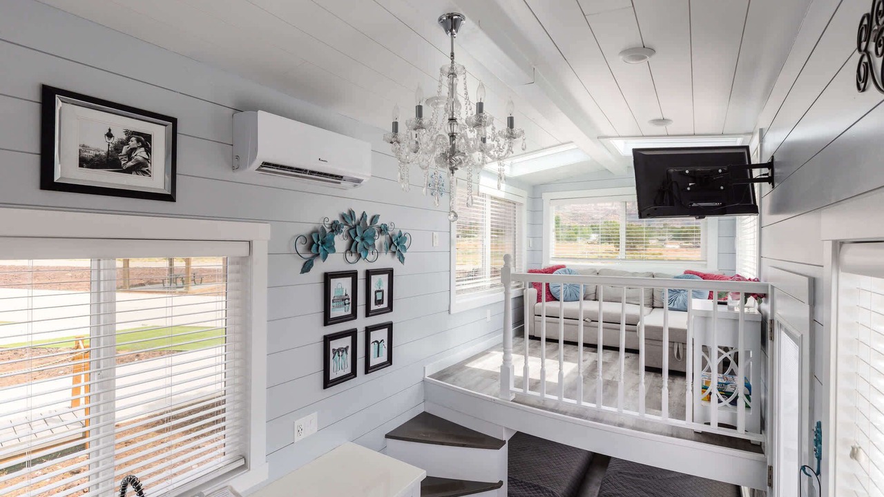 Photo of Bedroom in Apple Valley
