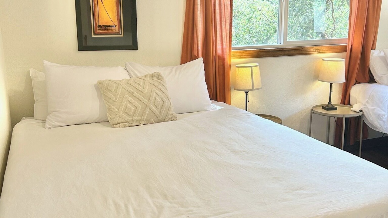 Photo of Bedroom in Myers Flat