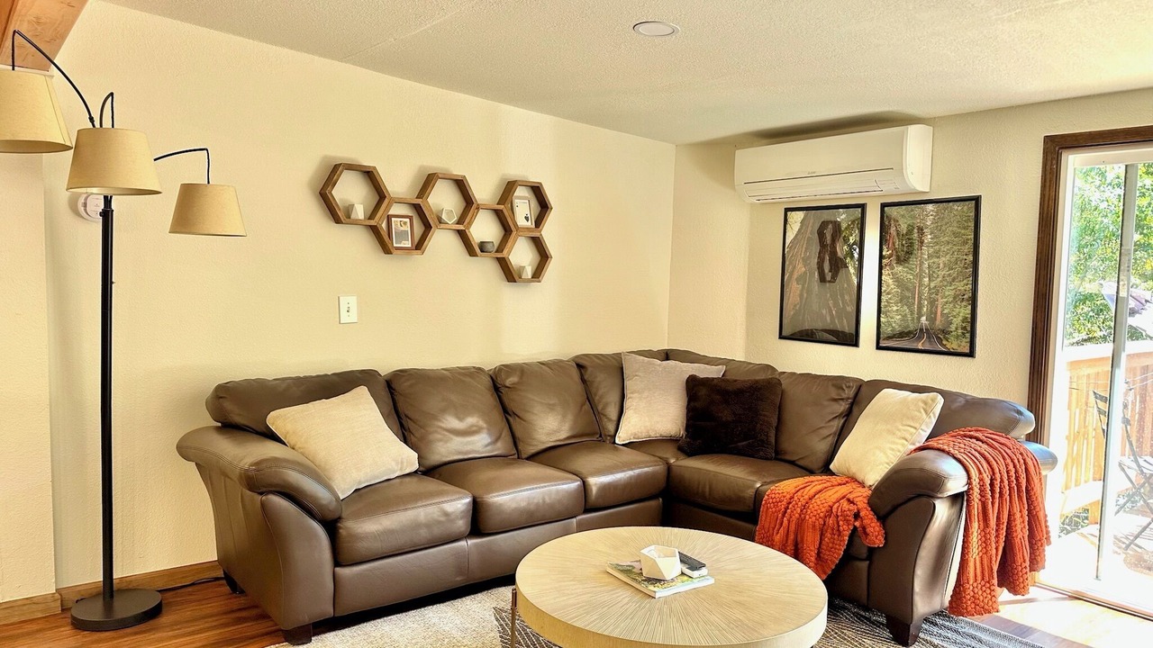 Photo of Livingroom in Myers Flat