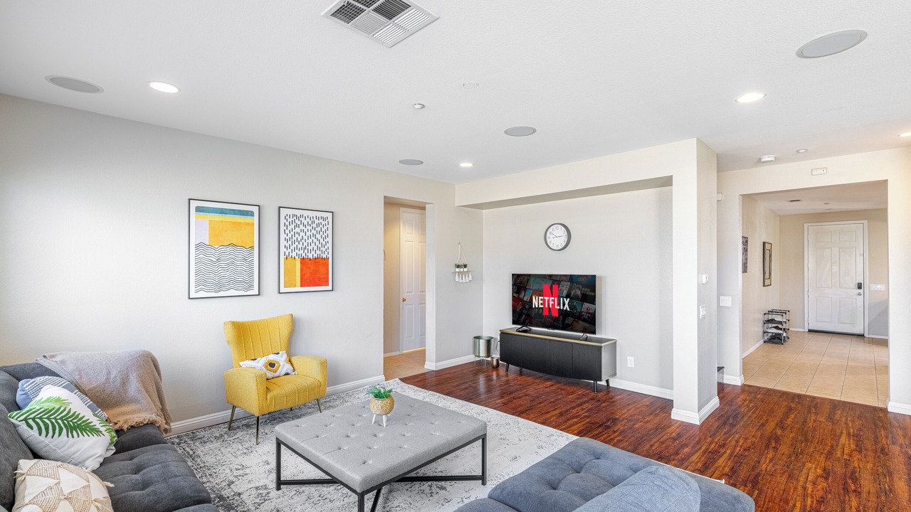 Photo of Livingroom in Southridge Village