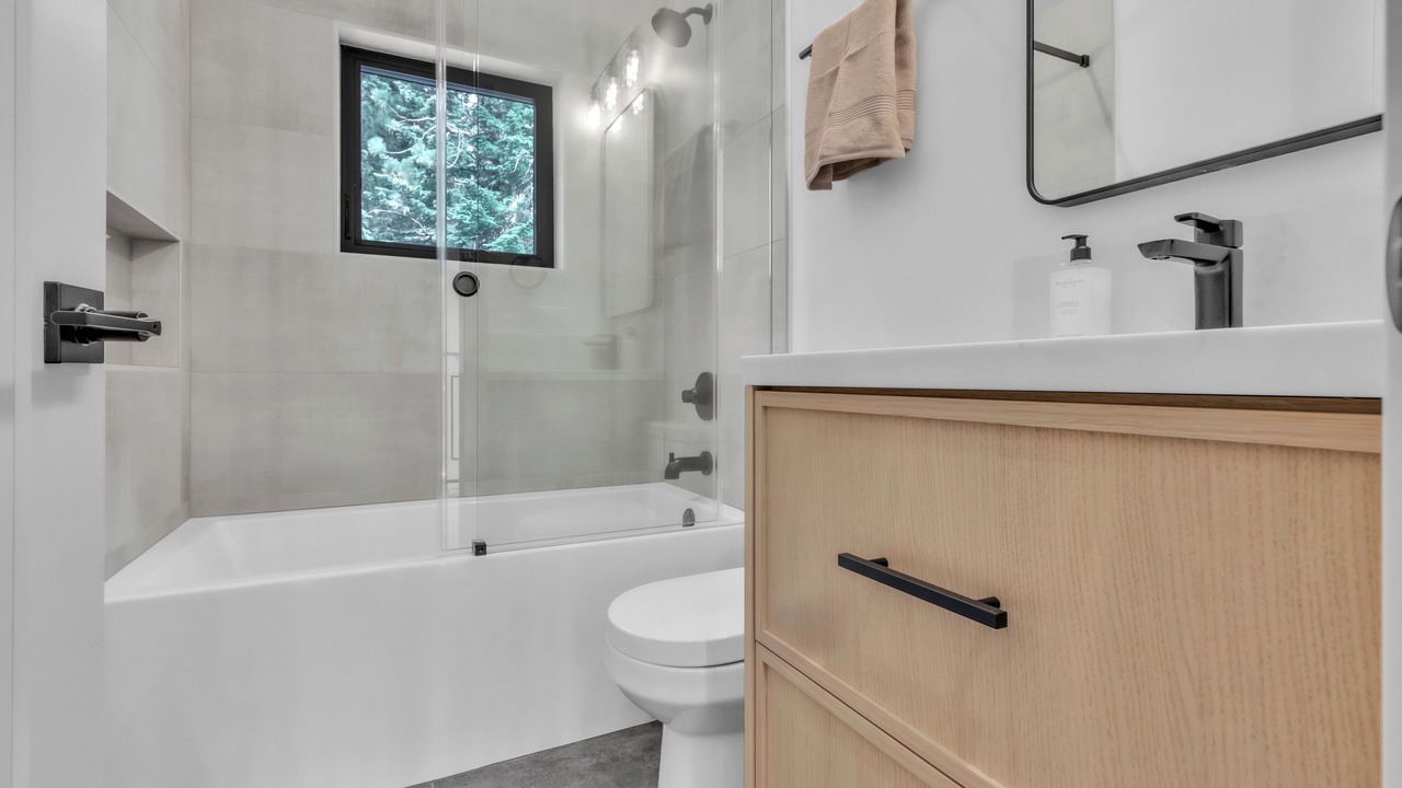 Photo of Bathroom in Pla-Vada Woodlands