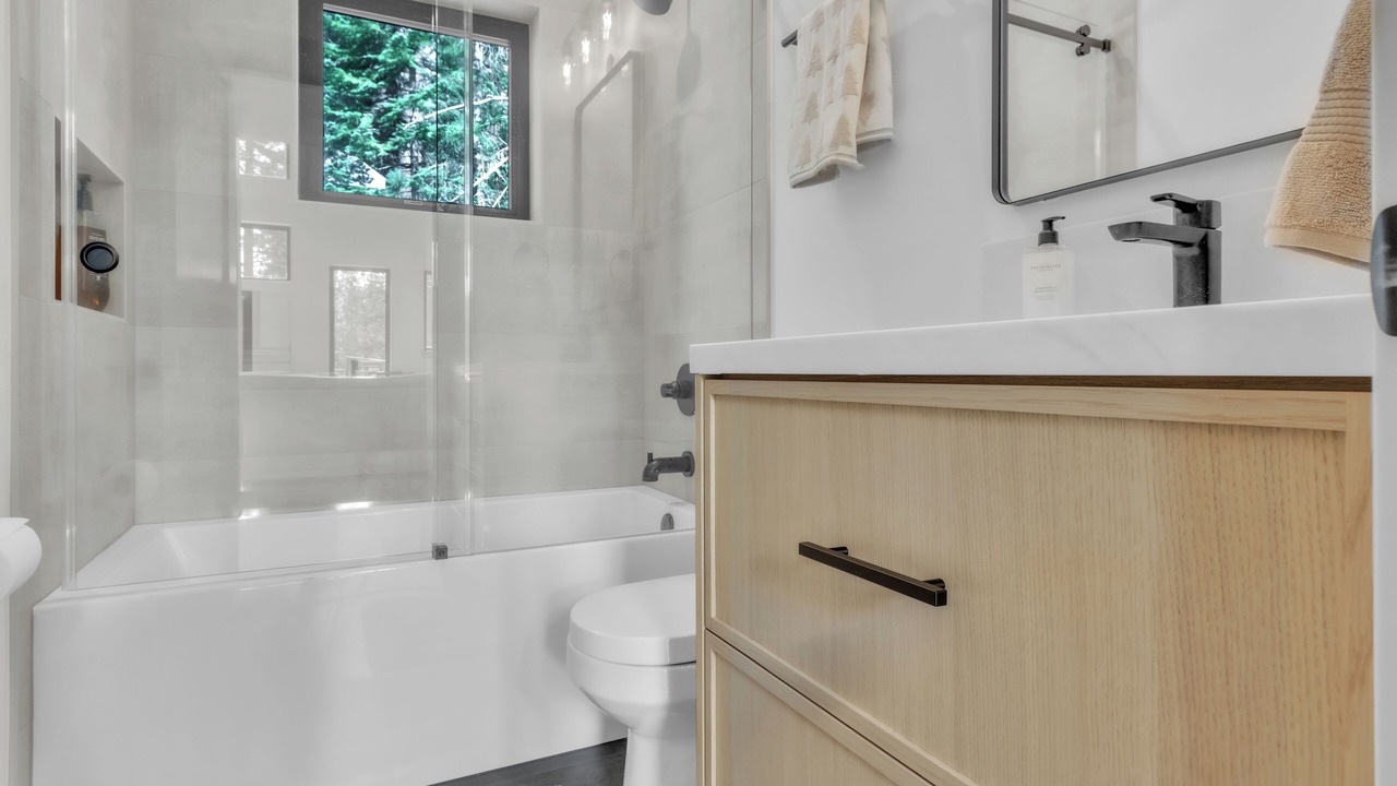 Photo of Bathroom in Pla-Vada Woodlands