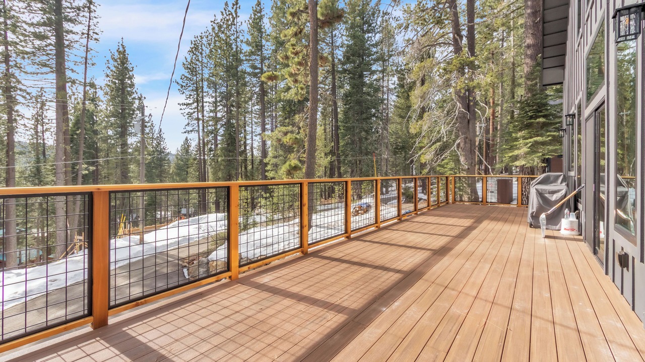 Photo of Patio Balcony in Pla-Vada Woodlands