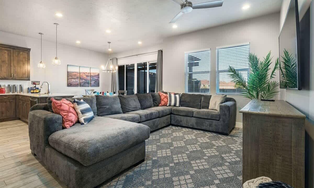 Photo of Livingroom in Ivins