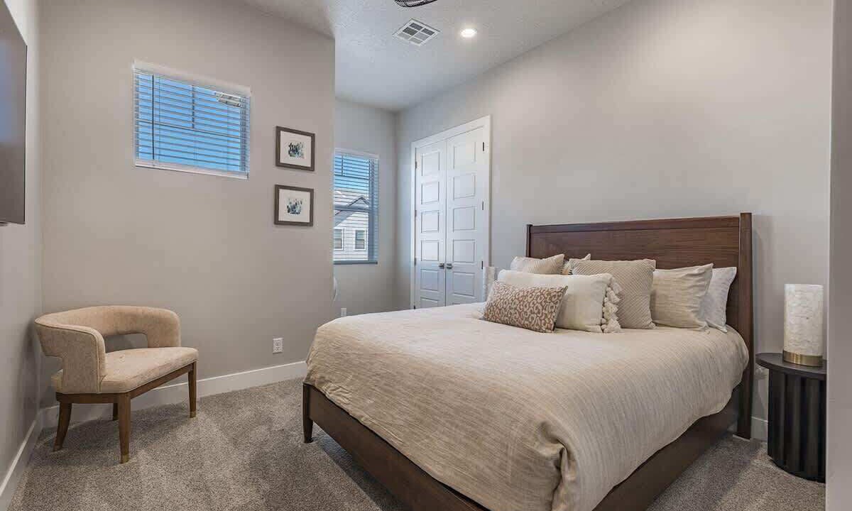 Photo of Bedroom in Ivins