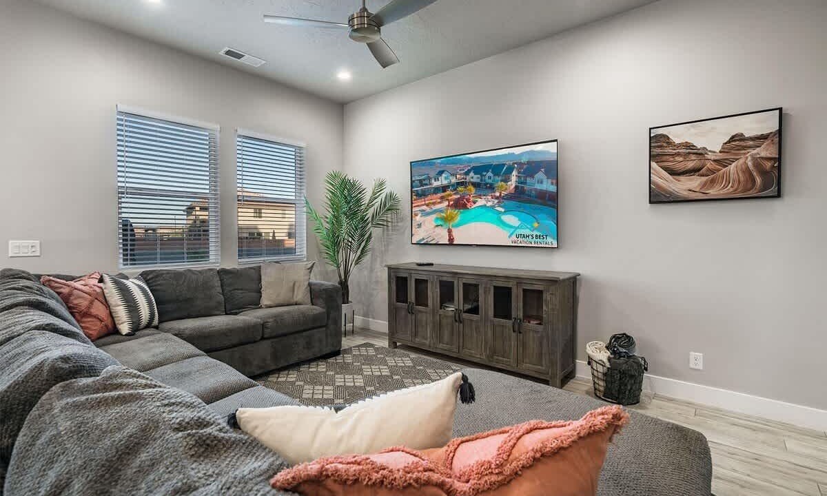 Photo of Livingroom in Ivins