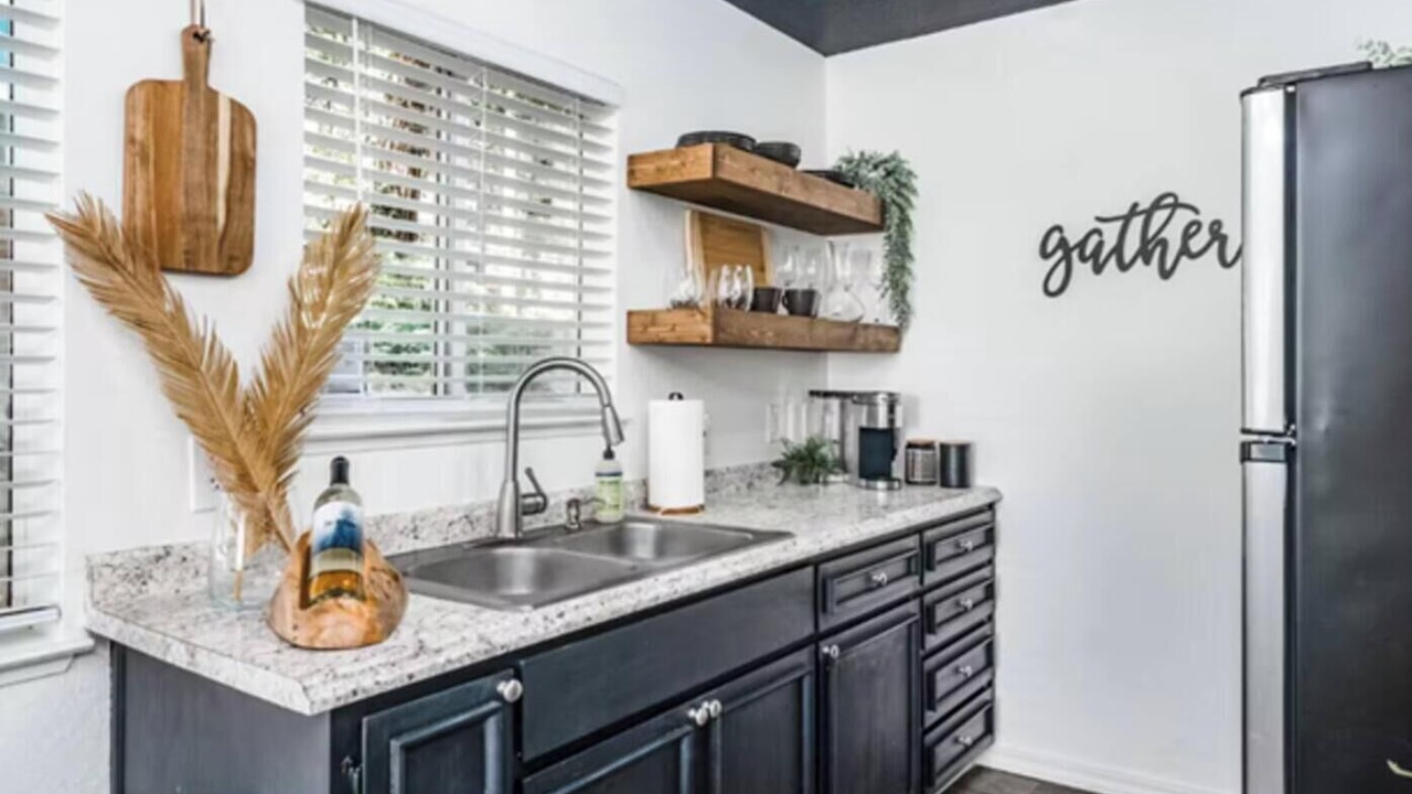 Photo of Kitchen in Long Barn