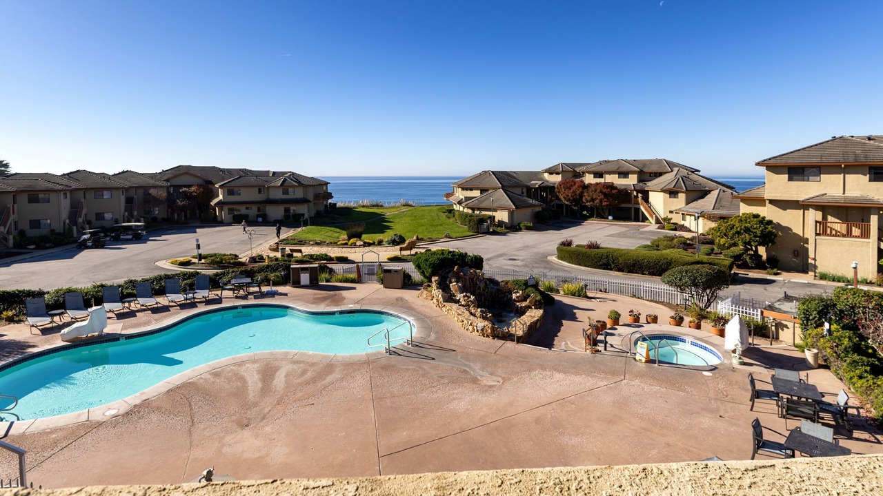 Photo of Patio Balcony in Rio del Mar