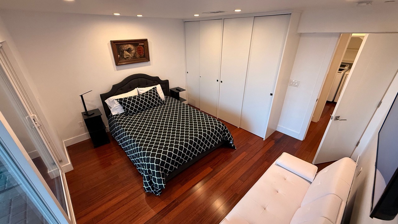Photo of Bedroom in Corte Madera