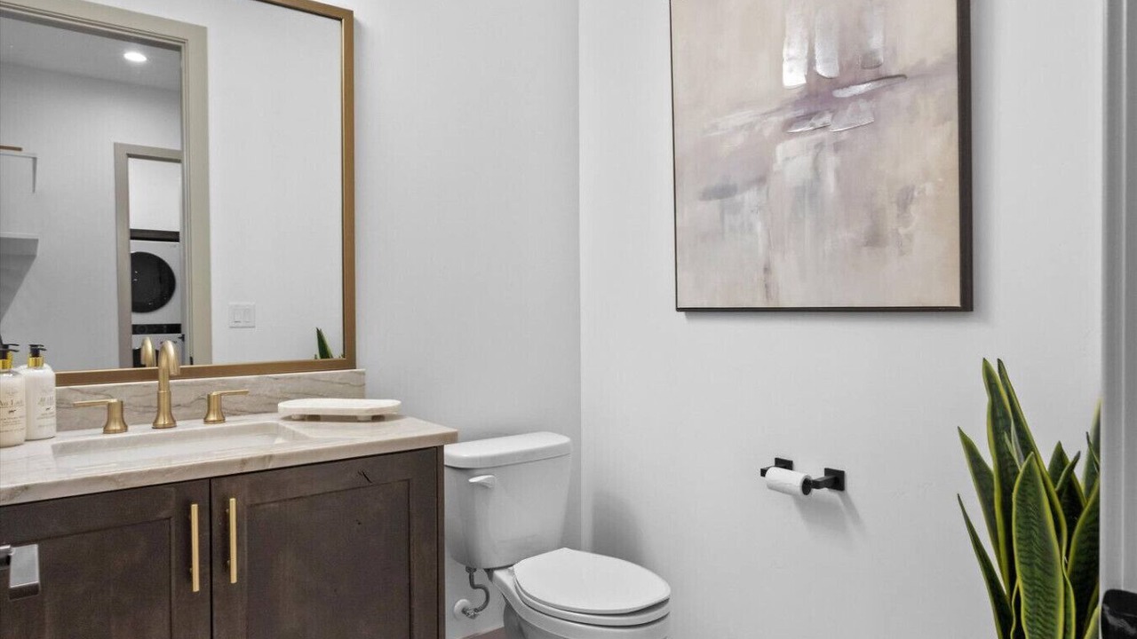 Photo of Bathroom in Washington