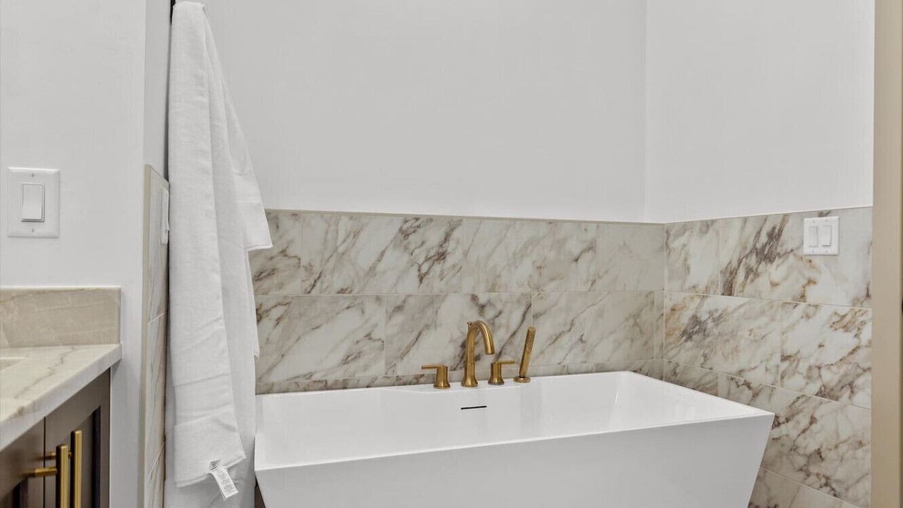 Photo of Bathroom in Washington