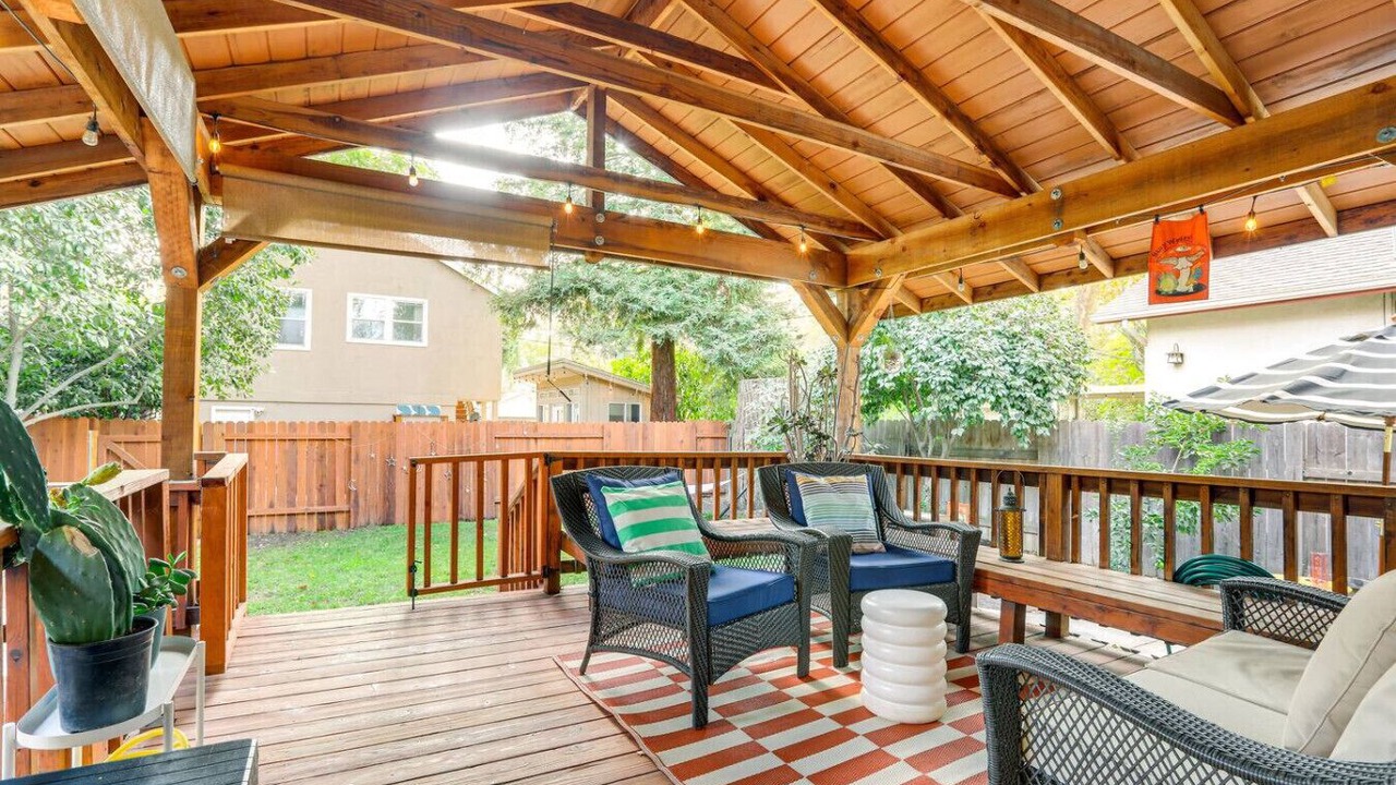 Photo of Patio Balcony in New Era Park