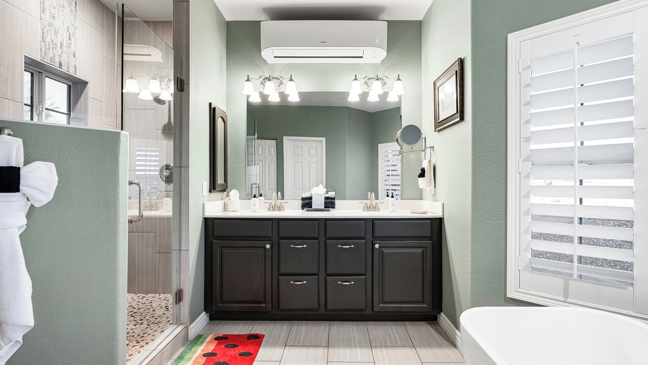 Photo of Bathroom in Desert Hills