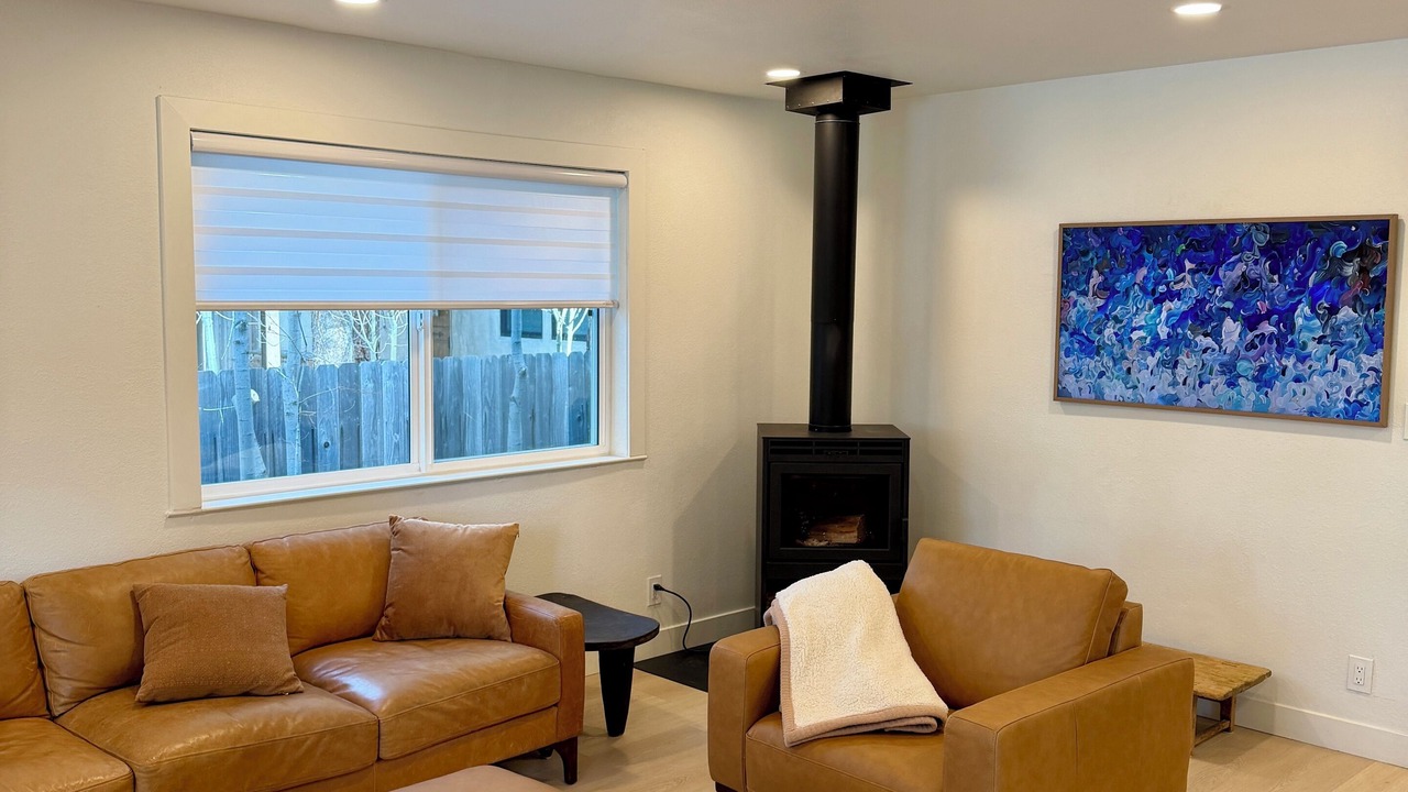 Photo of Livingroom in Tahoe Island