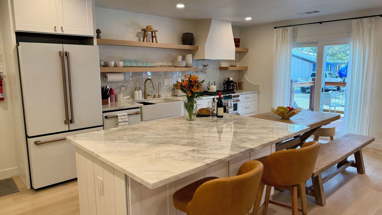 Photo of Kitchen in Tahoe Island