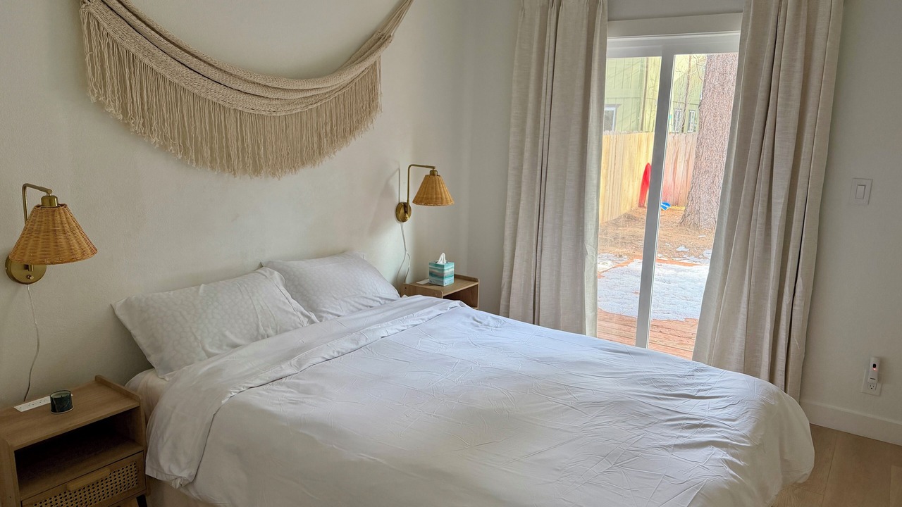 Photo of Bedroom in Tahoe Island