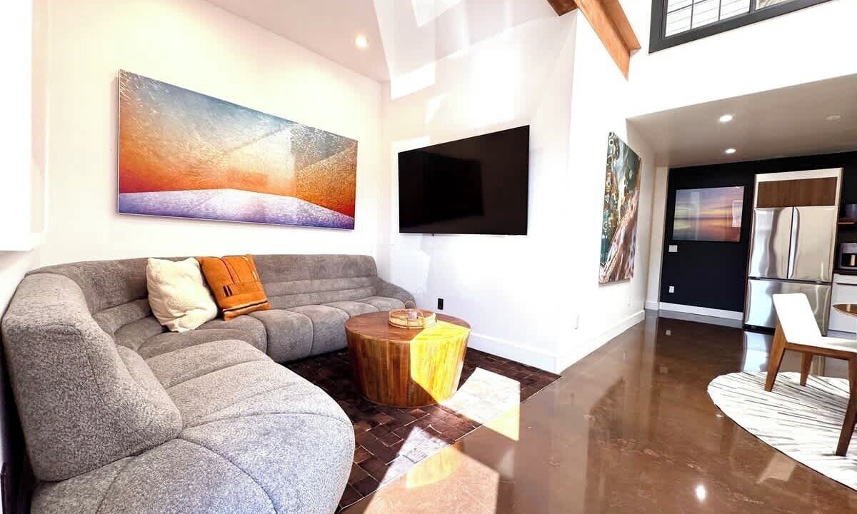 Photo of Livingroom in Petaluma