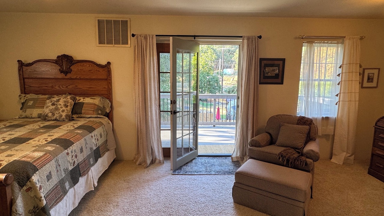 Photo of Bedroom in Jackson