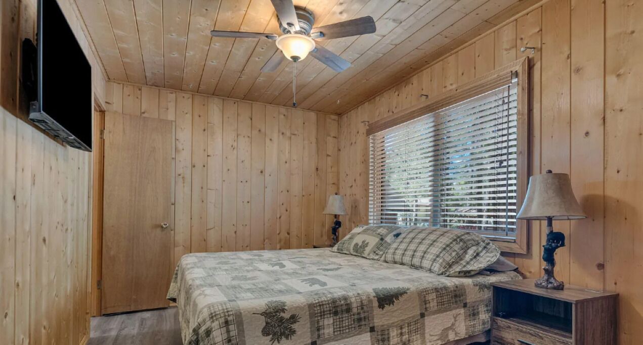 Photo of Bedroom in Munds Park