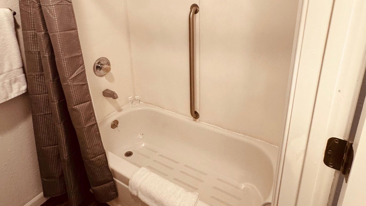 Photo of Bathroom in Brownsville