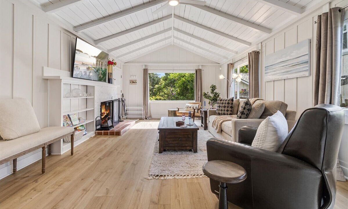 Photo of Bedroom in Northeast Carmel