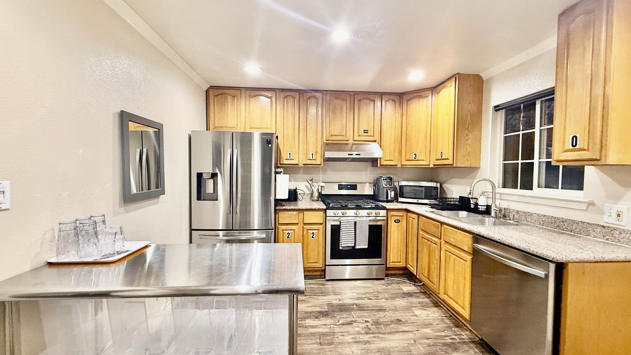Photo of Kitchen in West Oakland