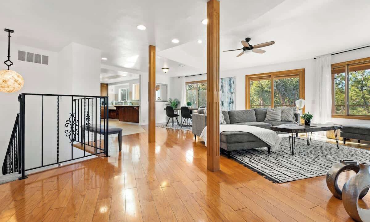 Photo of Livingroom in Poway