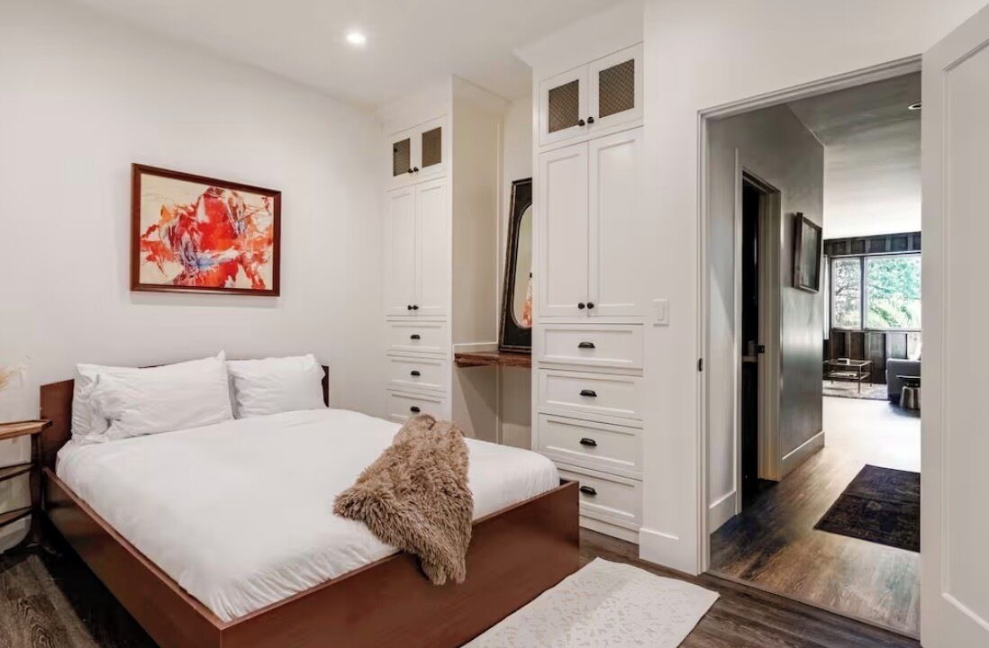 Photo of Bedroom in Hollister