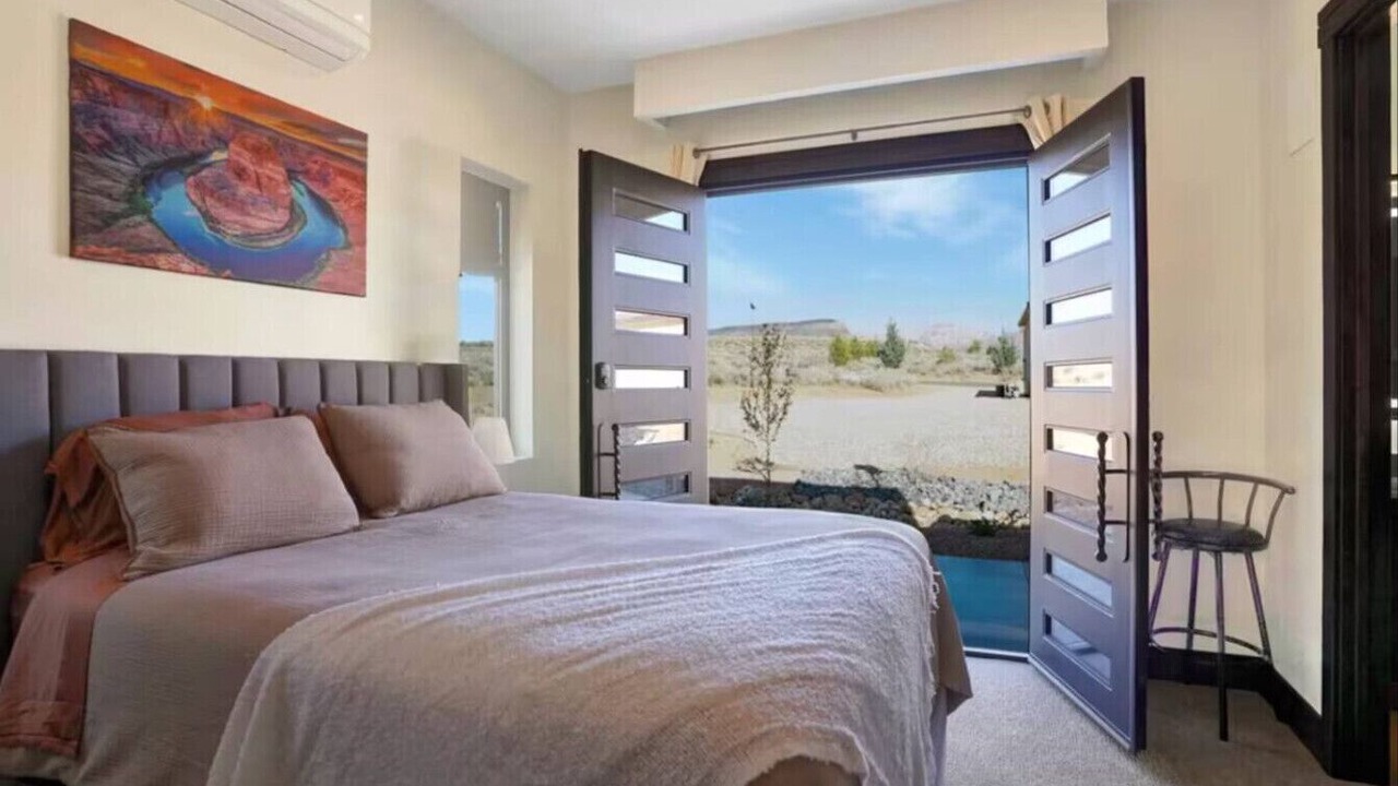 Photo of Bedroom in Virgin