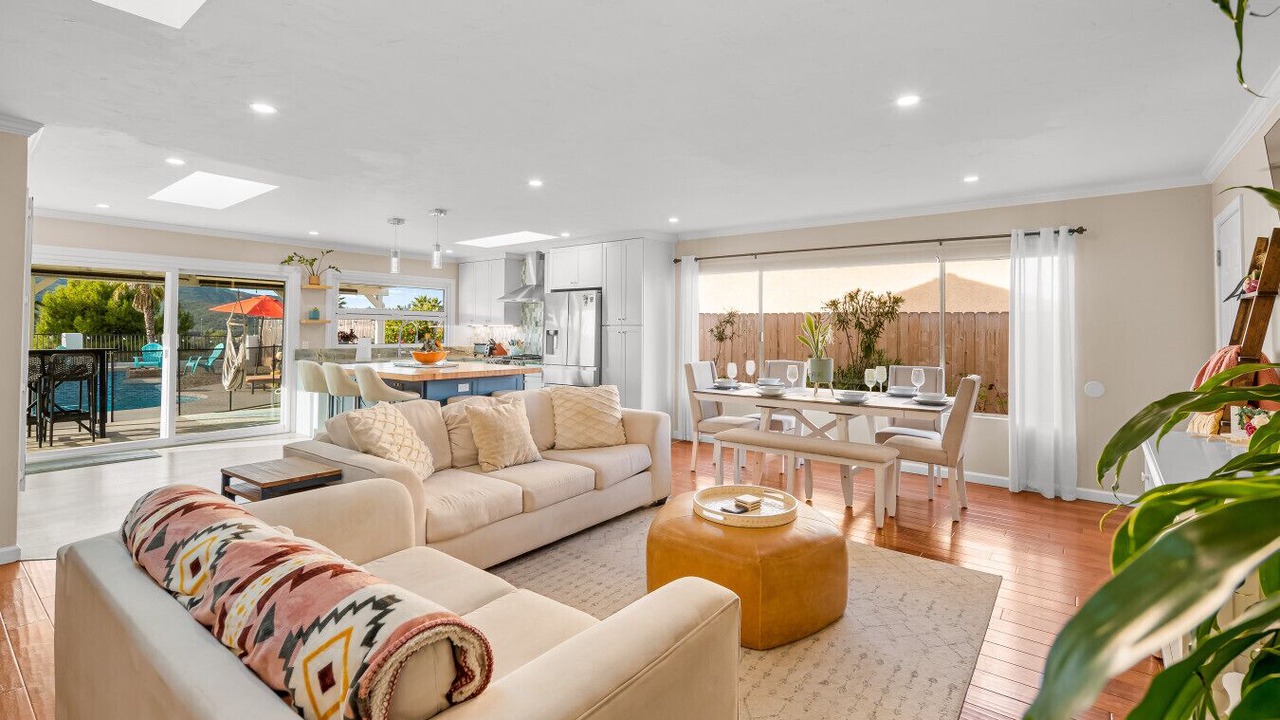 Photo of Livingroom in Poway
