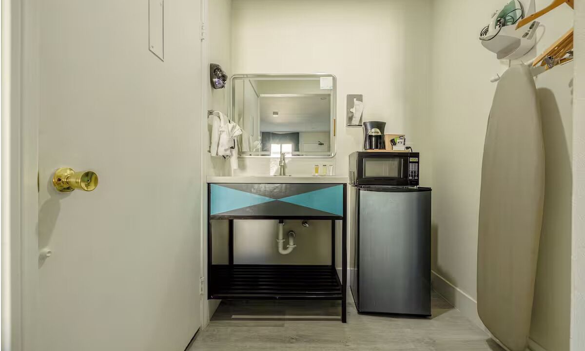 Photo of Bedroom in Barstow