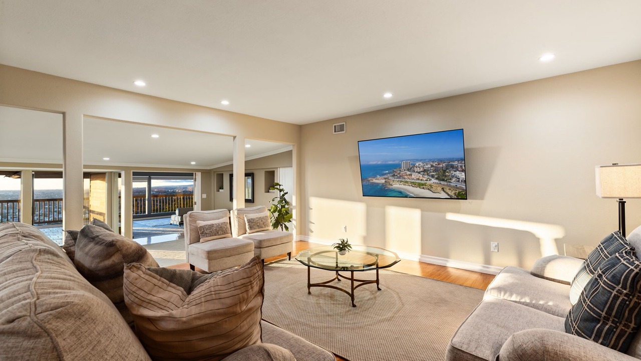 Photo of Livingroom in Windsor Hills