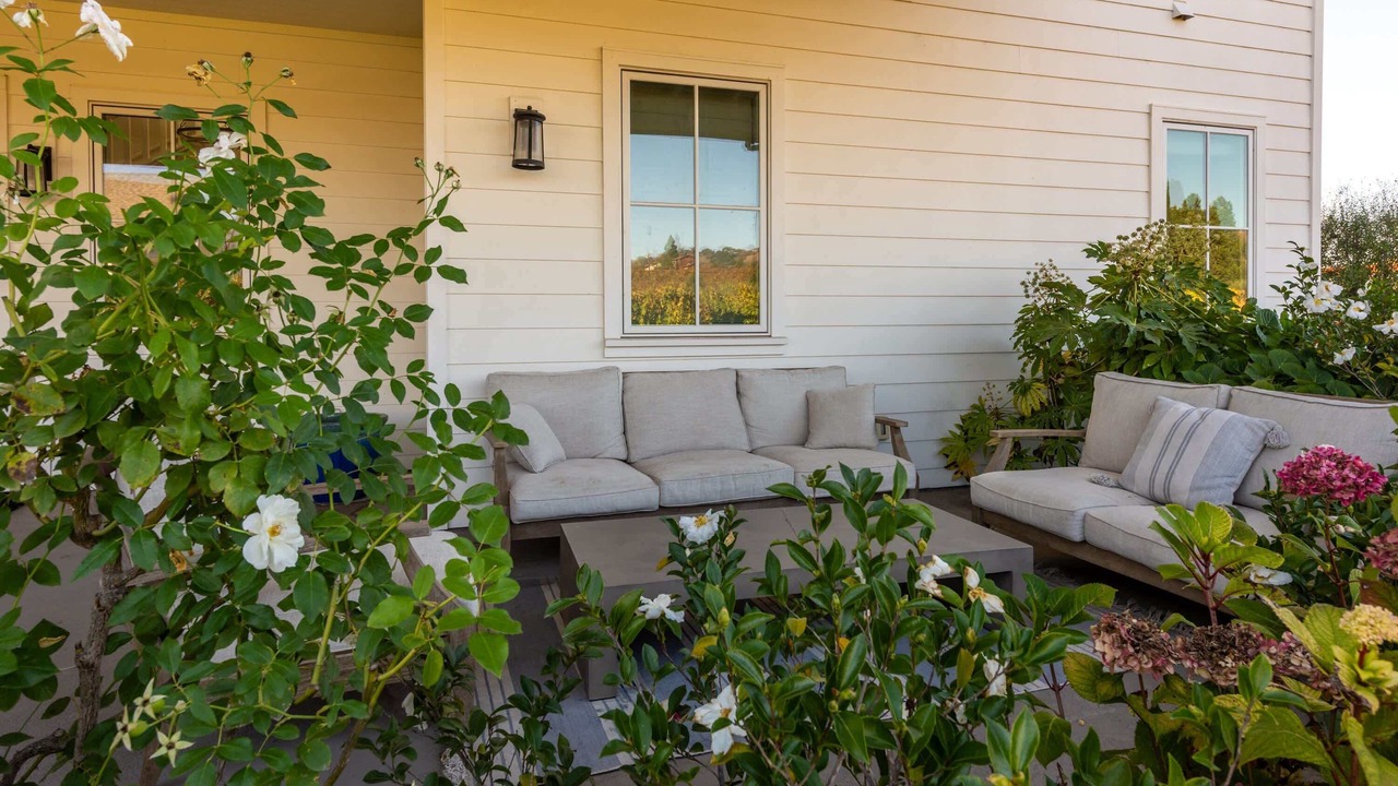 Photo of Patio Balcony in Healdsburg