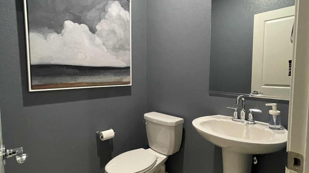 Photo of Bathroom in Olivehurst