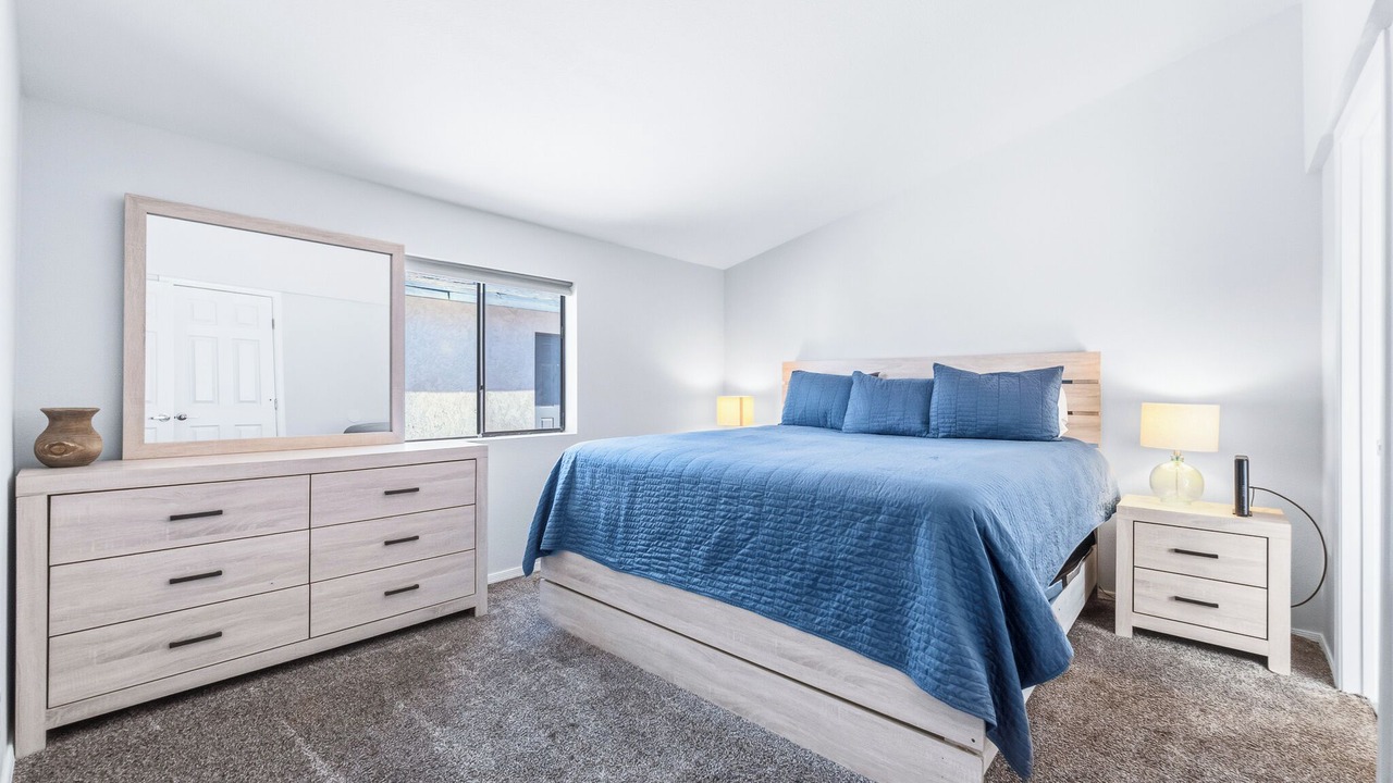 Photo of Bedroom in Holiday Shores